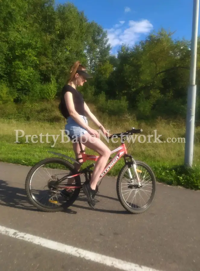 British Girl Lisha—Independent Kurla Escort For Dating, Sex, and BDSM